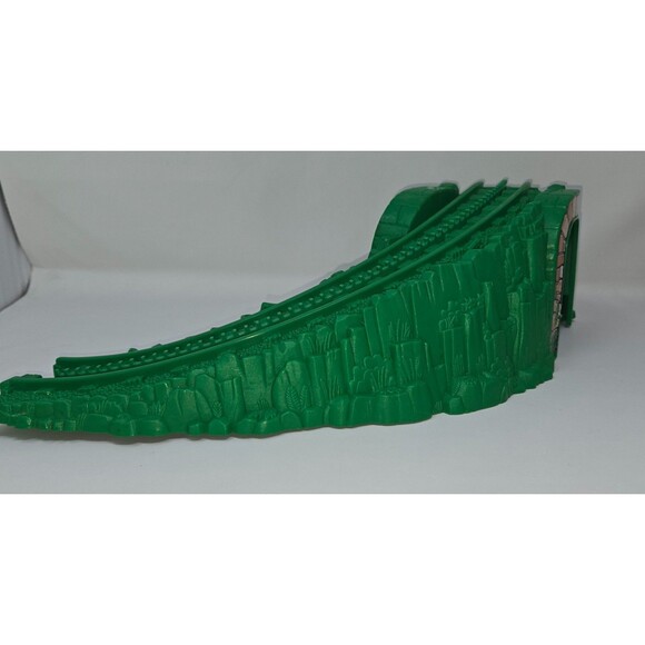 Fisher-Price GeoTrax Rail & Road Tracktown Railway 5 Track Pieces 1 Building - Picture 11 of 11